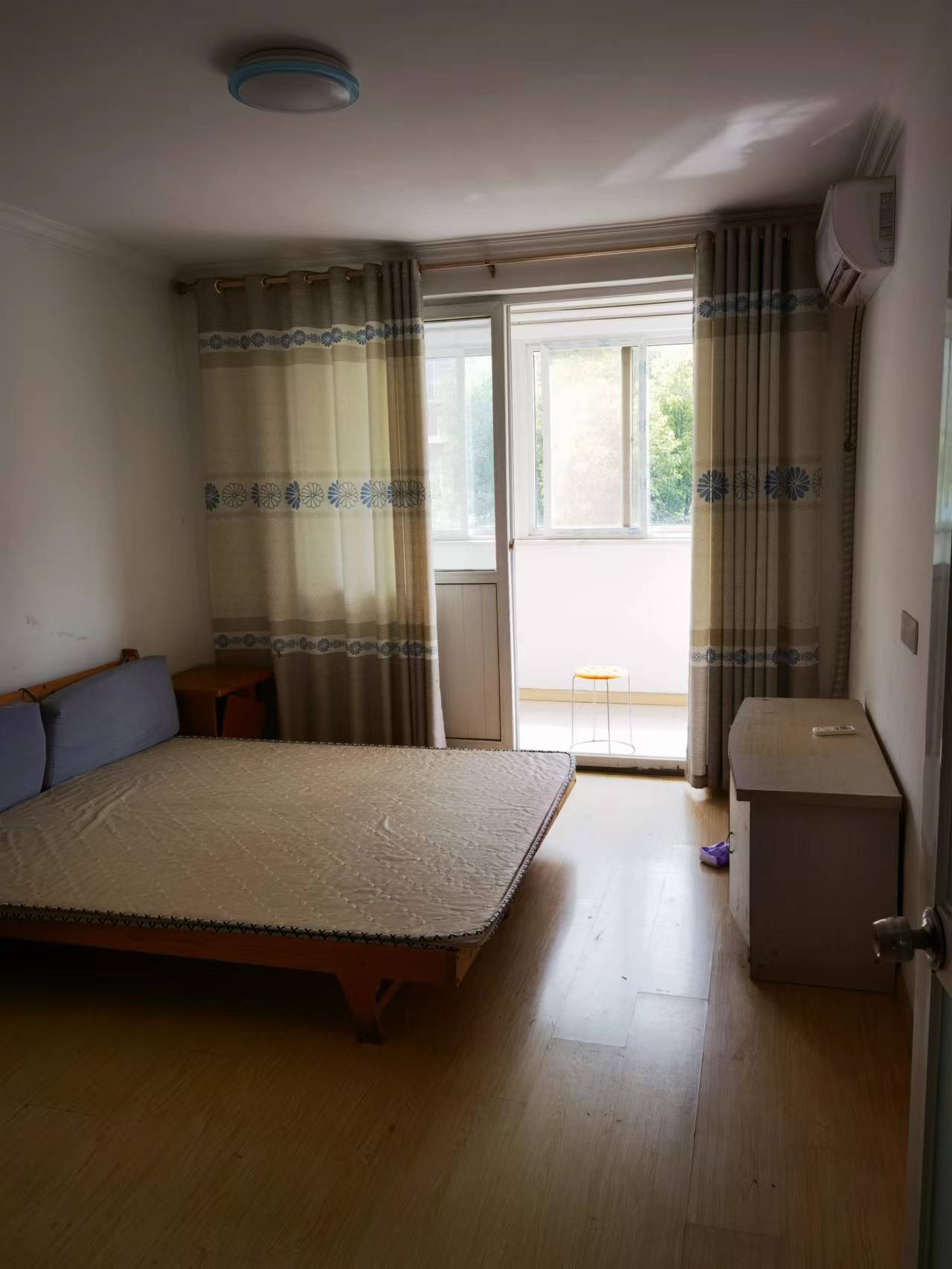 秦灶新村北区 2室2厅1卫 80m&sup2;