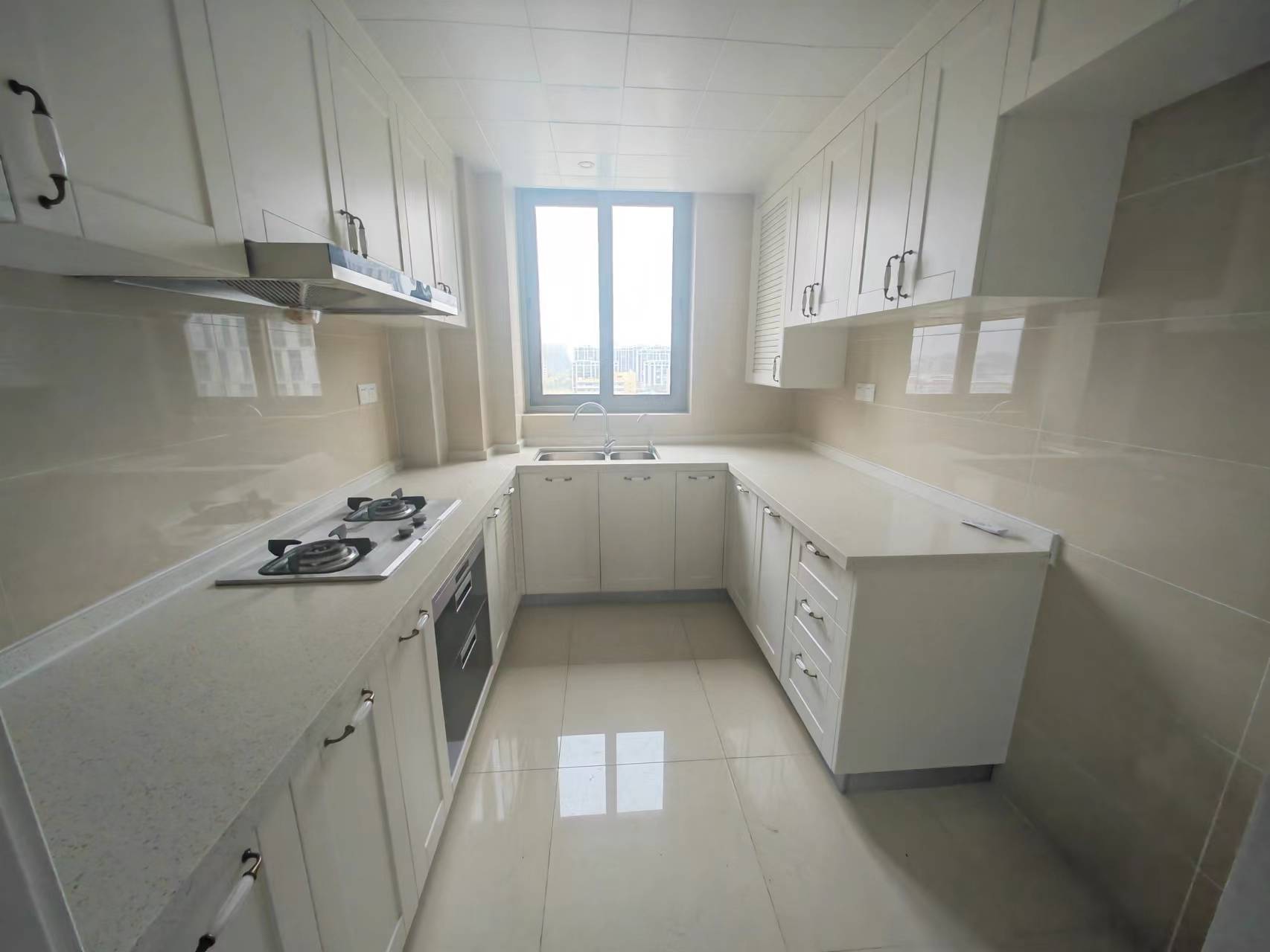 九玺台 4室2厅2卫 143.11m&sup2;