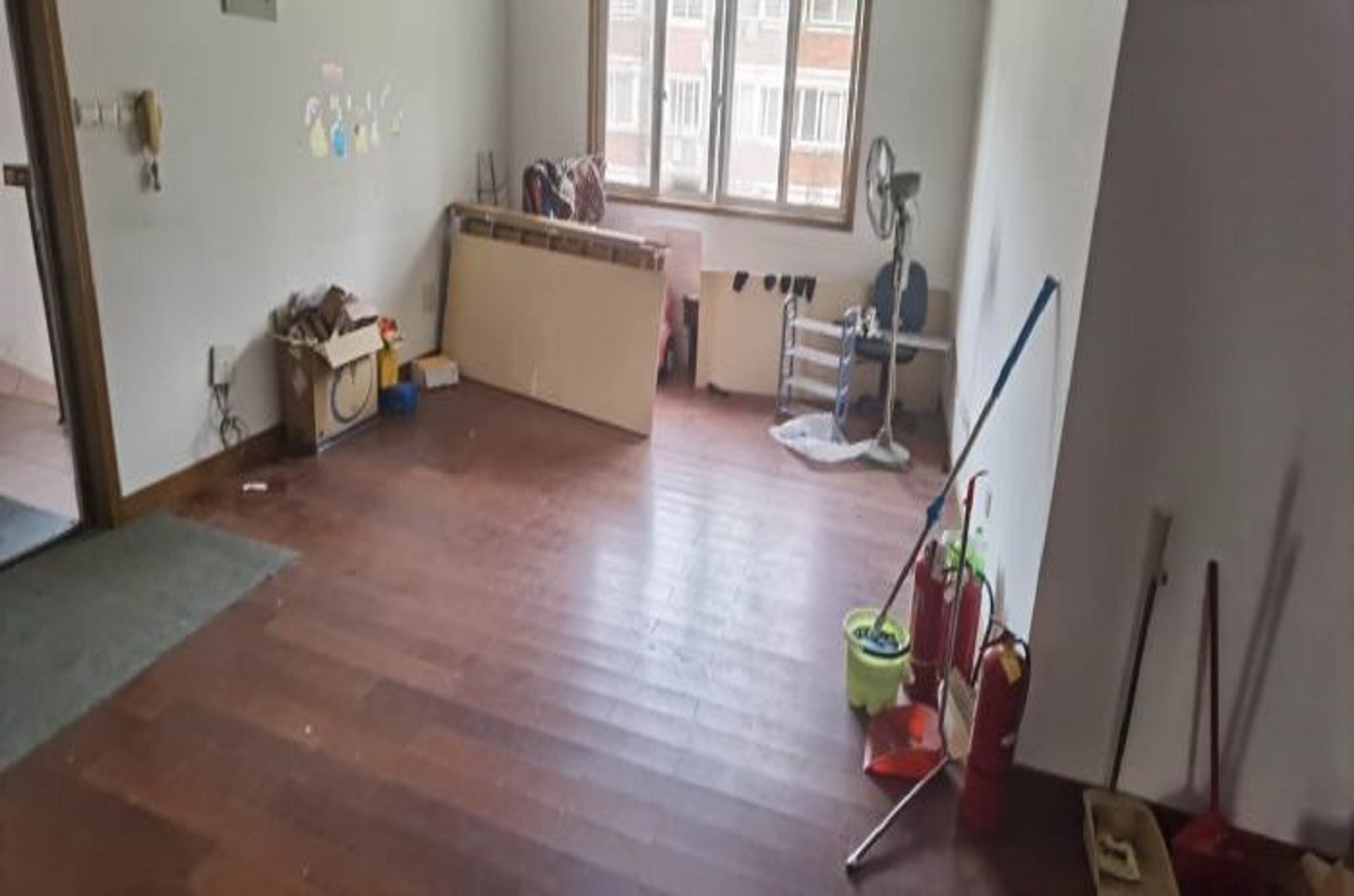 健康公寓 3室2厅1卫 131m&sup2;