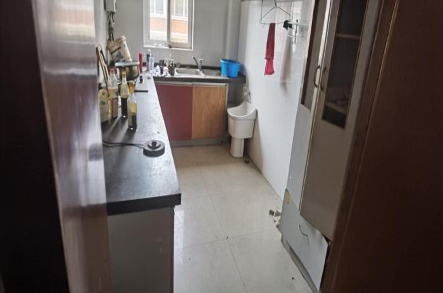健康公寓 3室2厅1卫 131m&sup2;