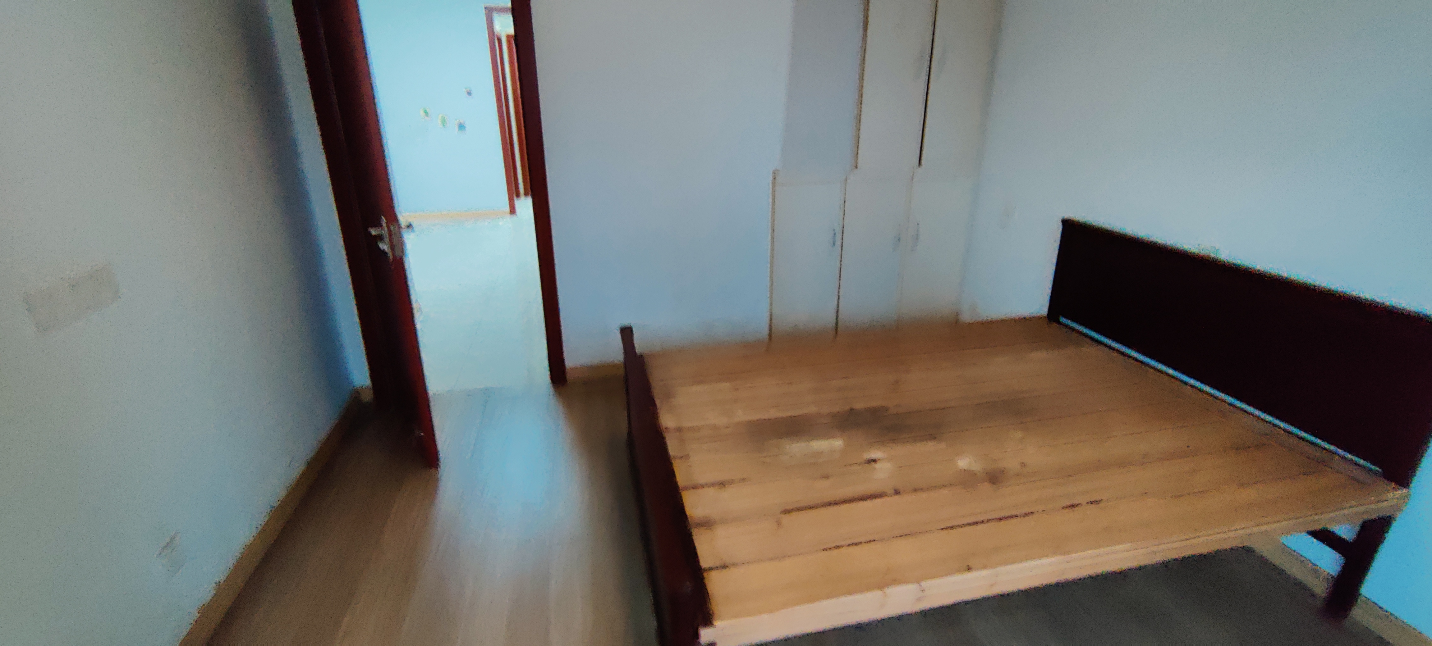紫东花苑 2室1厅1卫 70m&sup2;