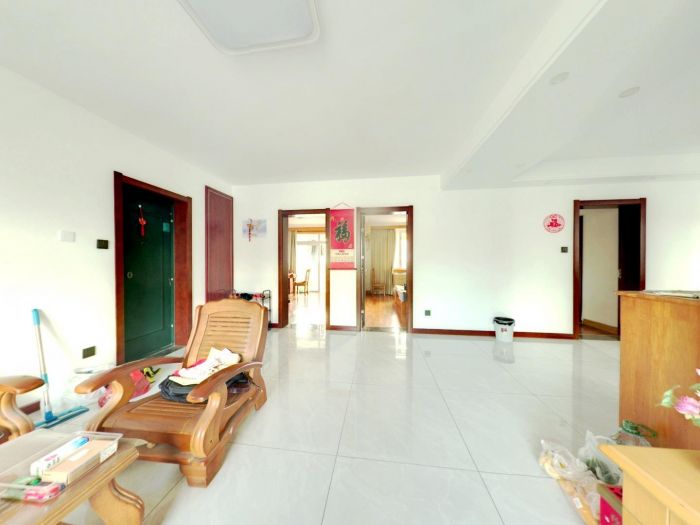 教育新村 5室2厅3卫 218m&sup2;