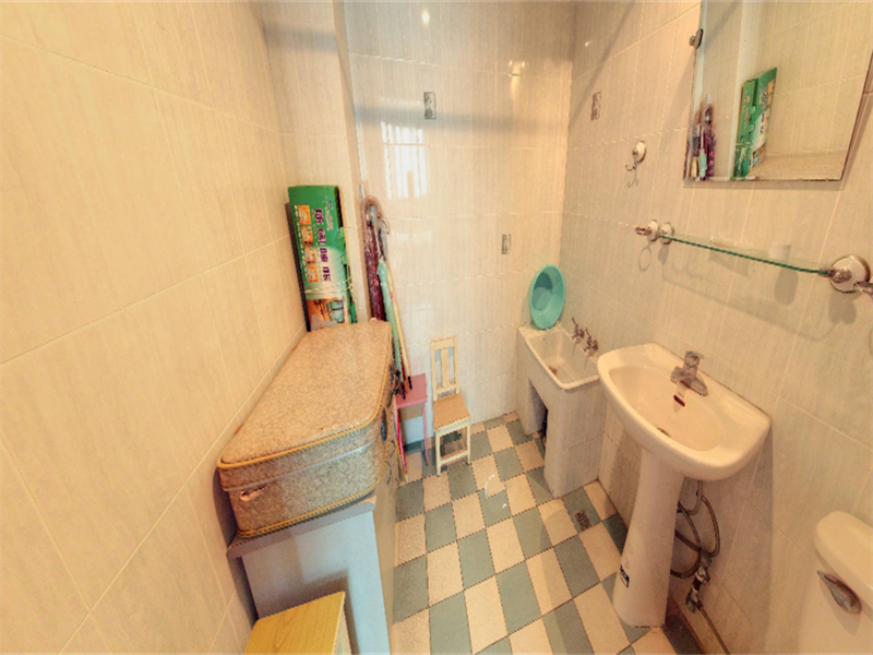 陈家小园西区 3室2厅2卫 135m&sup2;