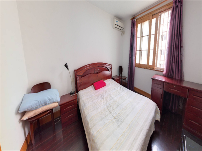 陈家小园西区 3室2厅2卫 135m&sup2;