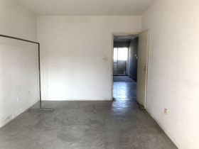 天山花苑 2室1厅1卫 90m&sup2;