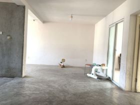 天山花苑 2室1厅1卫 90m&sup2;
