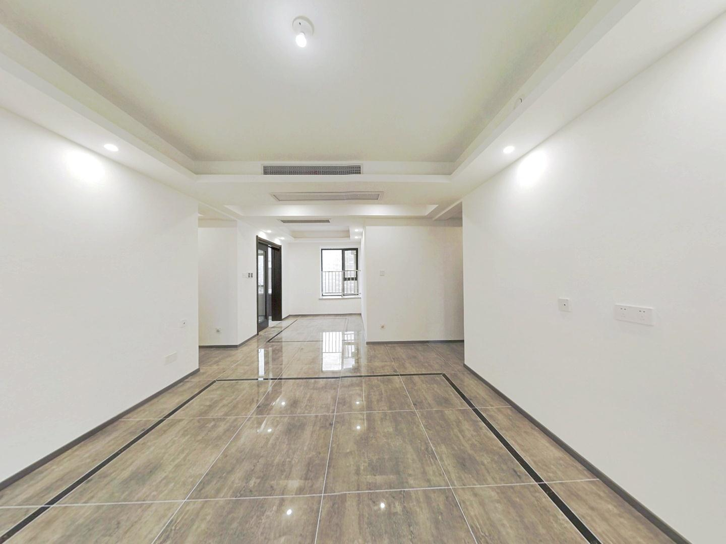 远创樾府 3室2厅2卫 133m&sup2;