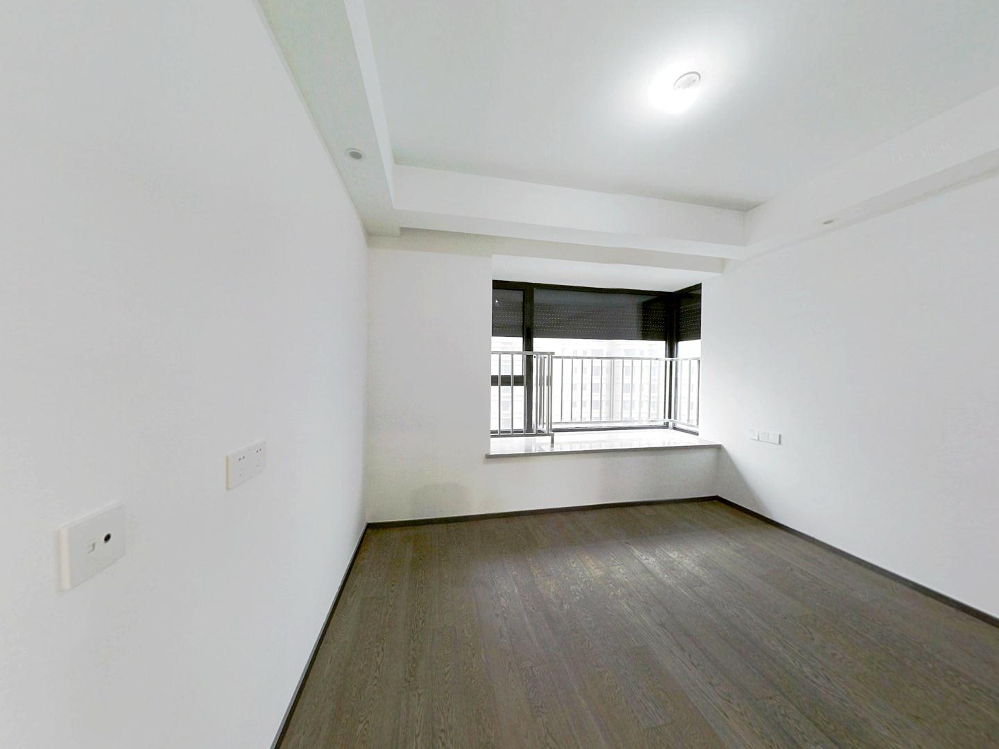 远创樾府 3室2厅2卫 133m&sup2;