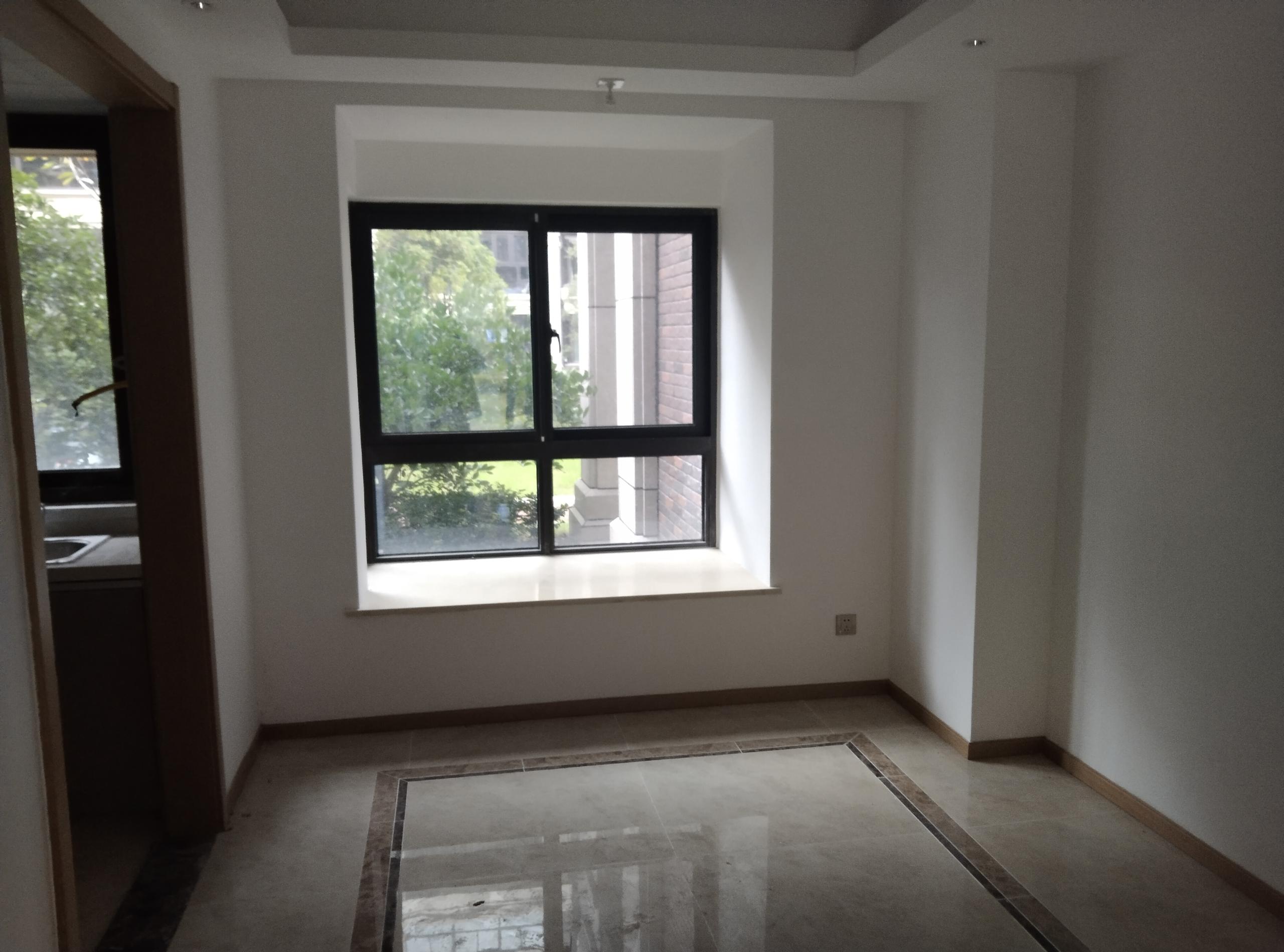 林肯公园 4室2厅2卫 125m&sup2;