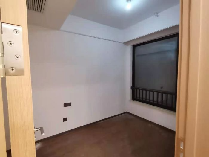 春风南岸东园 3室2厅1卫 96m&sup2;