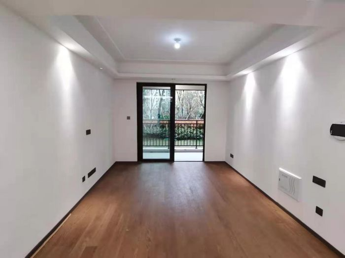 春风南岸东园 3室2厅1卫 96m&sup2;