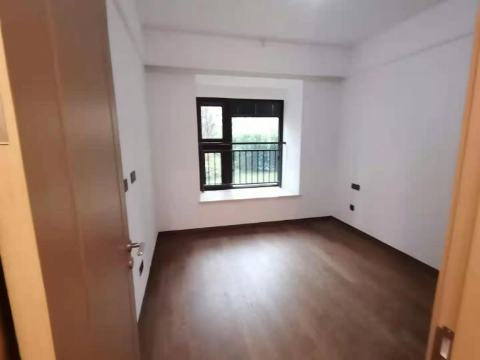 春风南岸东园 3室2厅1卫 96m&sup2;