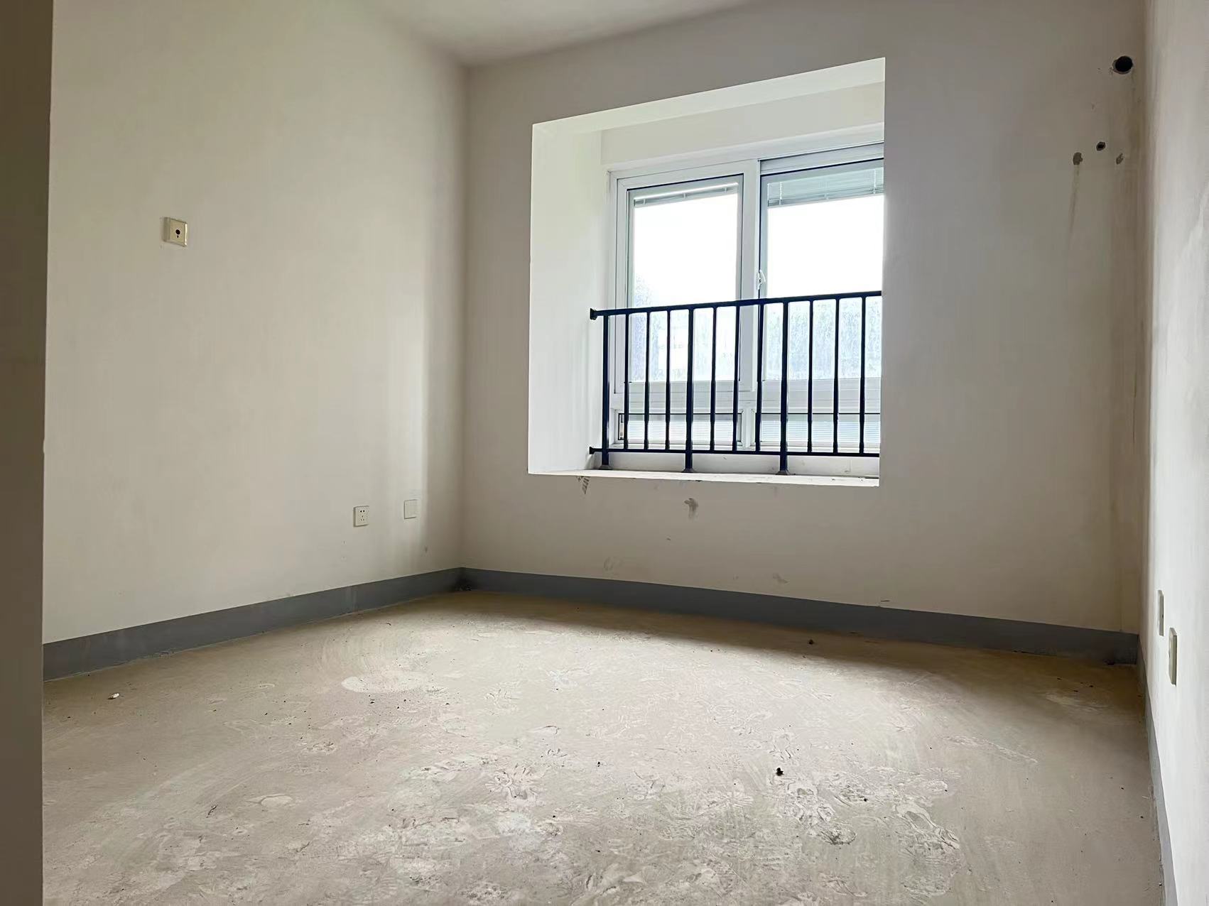 崇川星光域 3室2厅1卫 96m&sup2;
