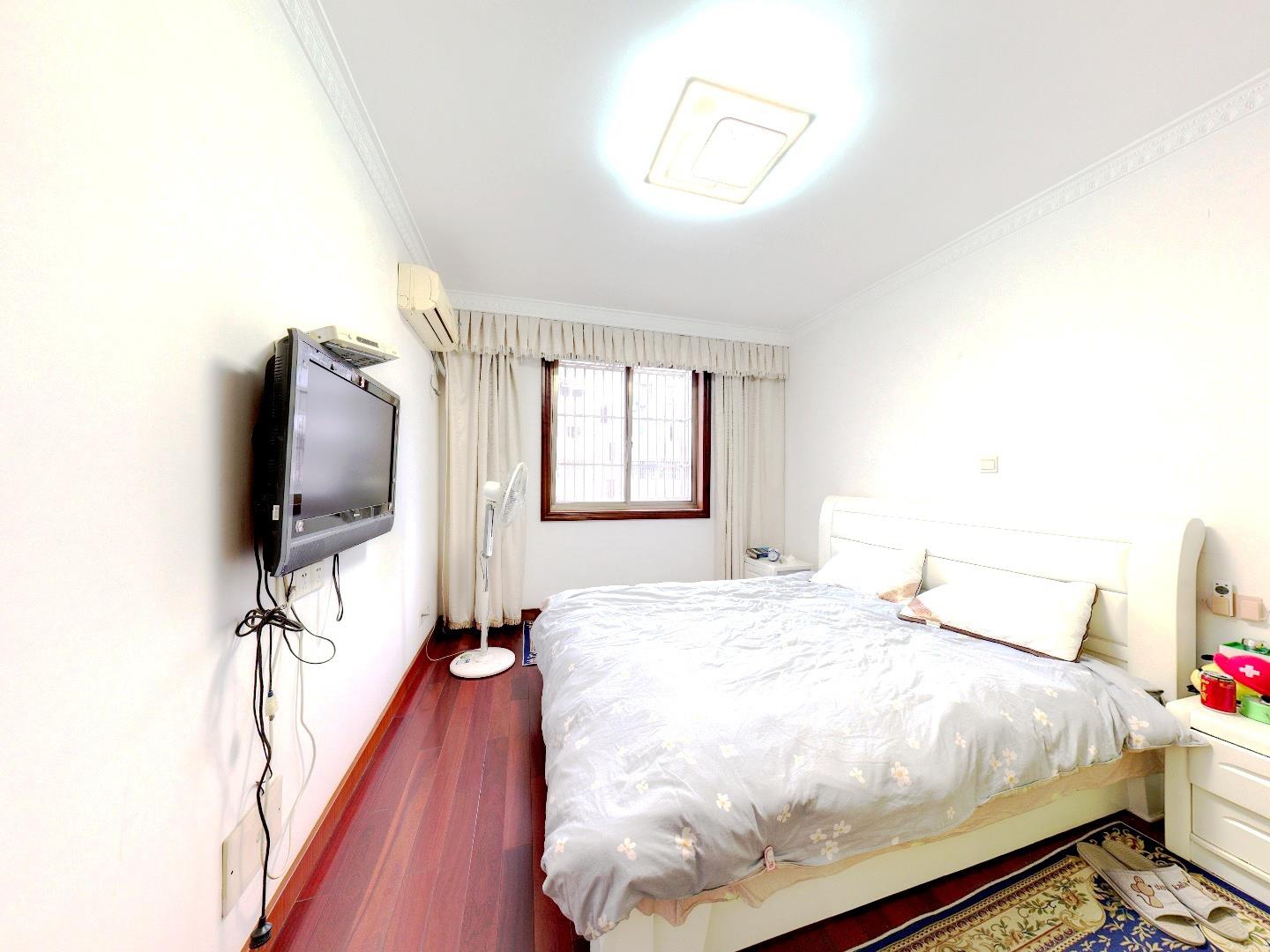 新胜花苑西区 4室2厅2卫 158.49m&sup2;