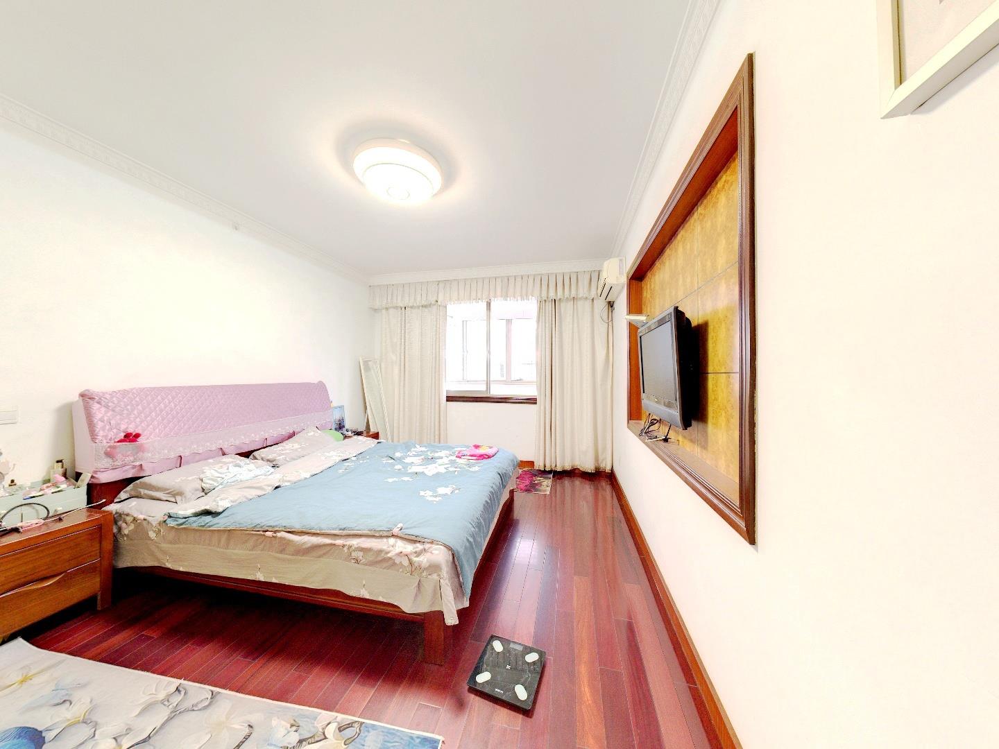 新胜花苑西区 4室2厅2卫 158.49m&sup2;