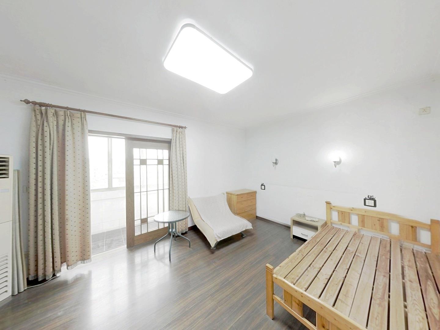 新桥北村 1室1厅1卫 52.69m&sup2;