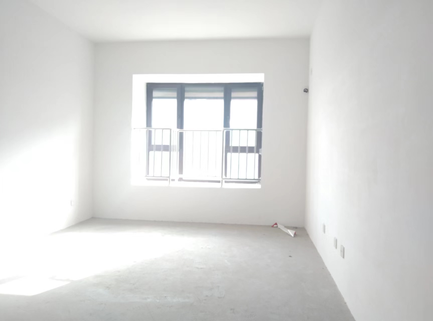 星湖郡 3室2厅2卫 130.63m&sup2;