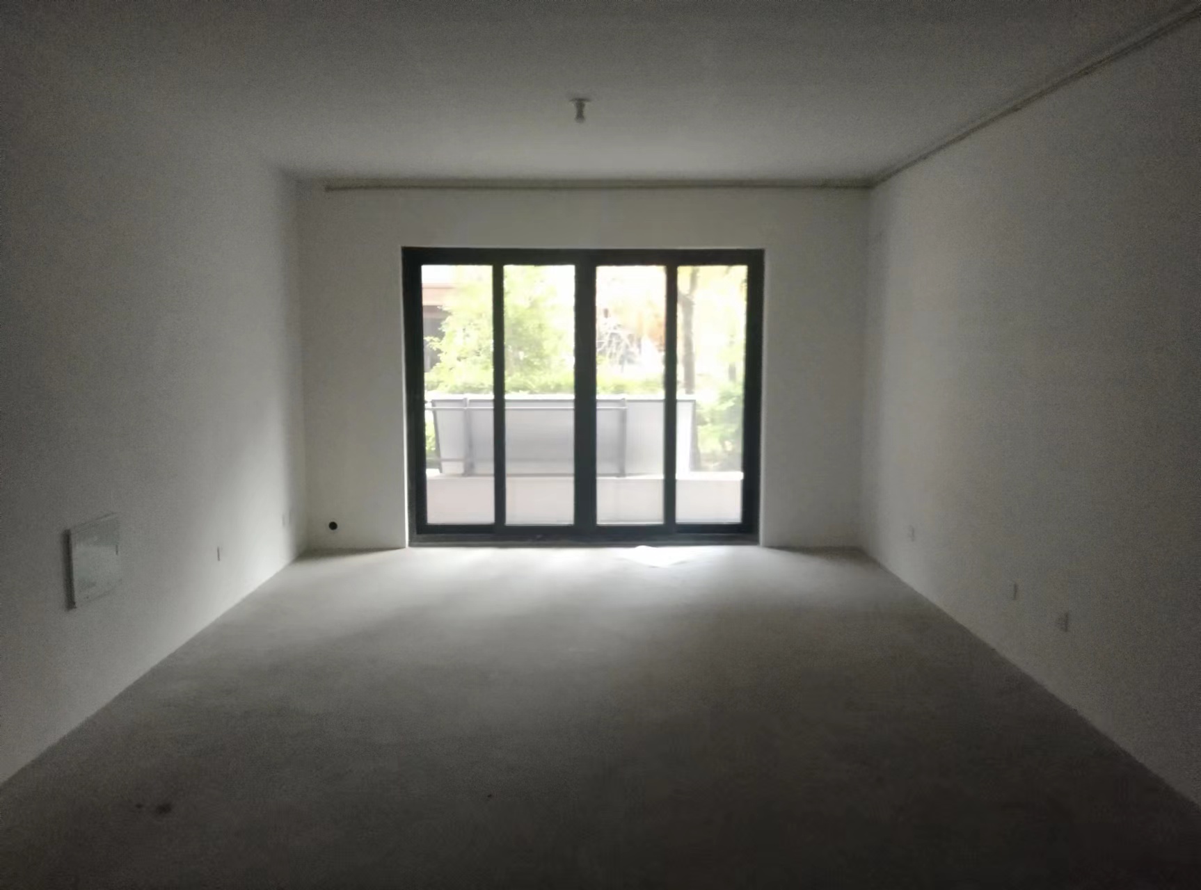 星湖郡 6室4厅5卫 162m&sup2;