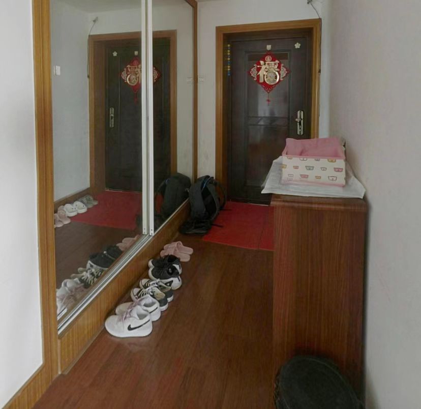 华威园 3室1厅1卫 97m&sup2;