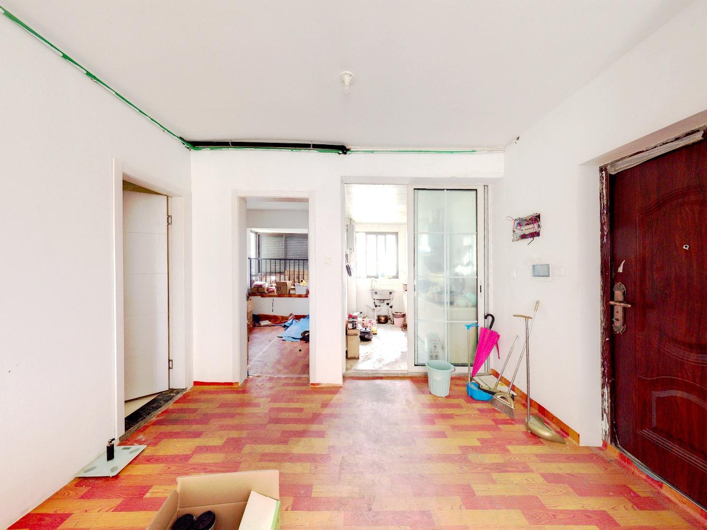 皇家花园北区 3室1厅1卫 118m&sup2;