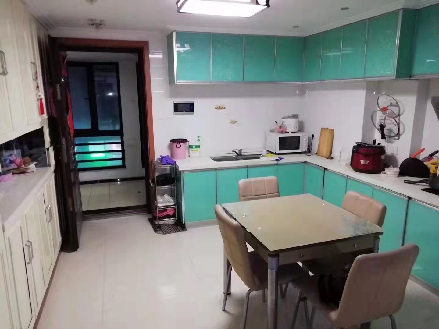 东景国际 2室1厅1卫 68m&sup2;