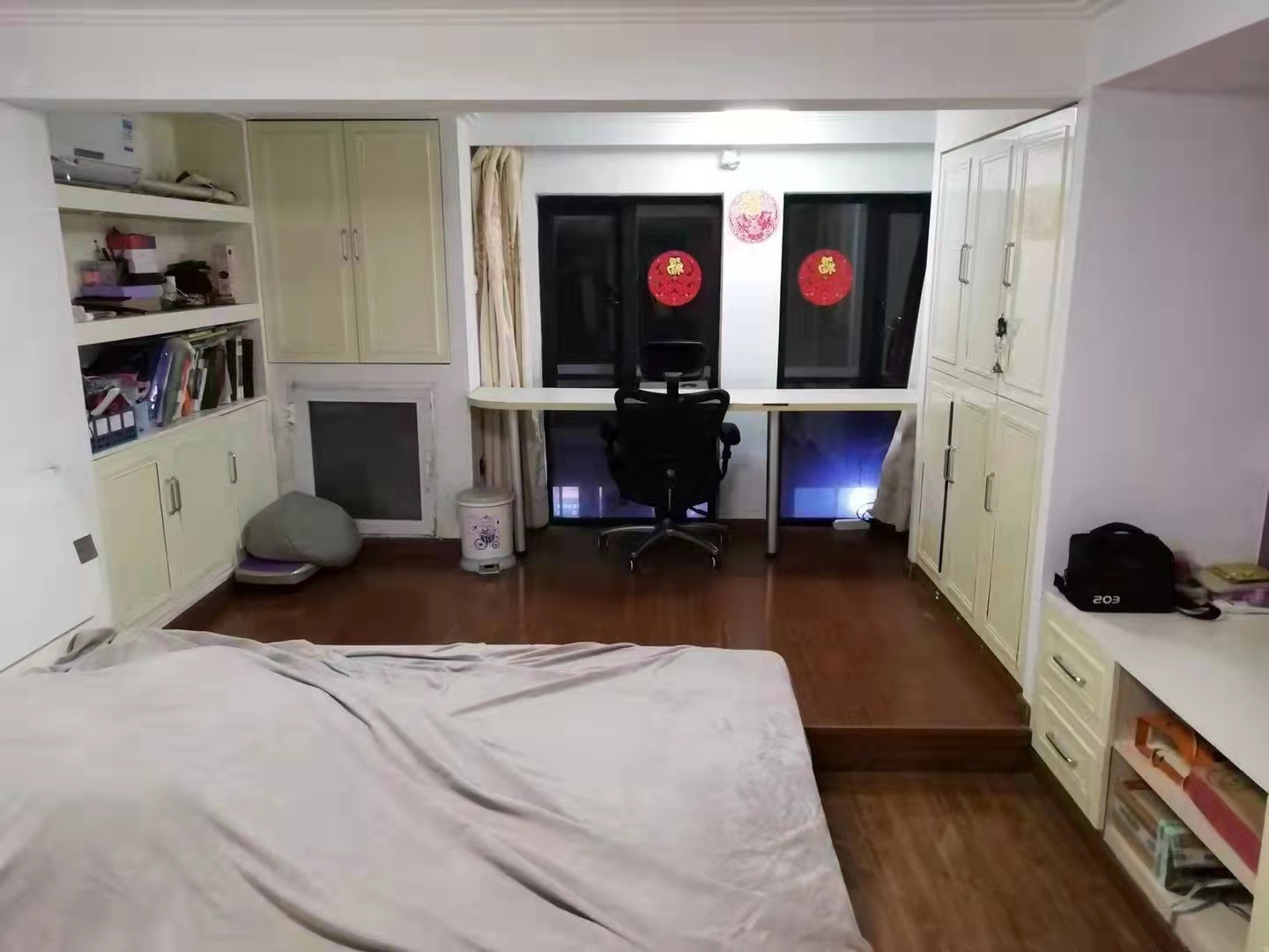 东景国际 2室1厅1卫 65m&sup2;