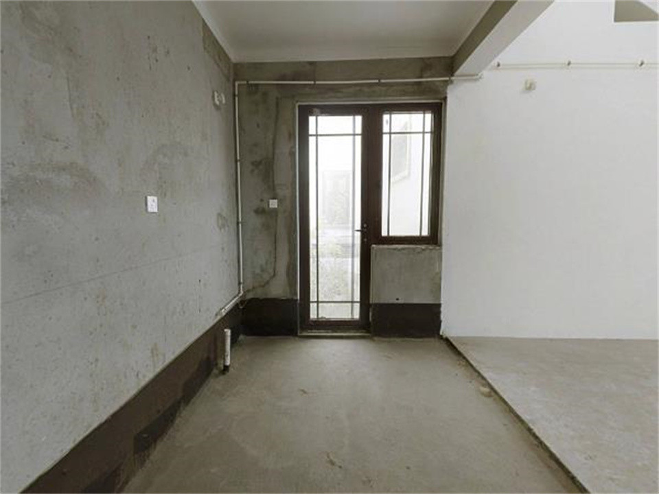 九间堂山居 5室2厅4卫 256.00m&sup2;