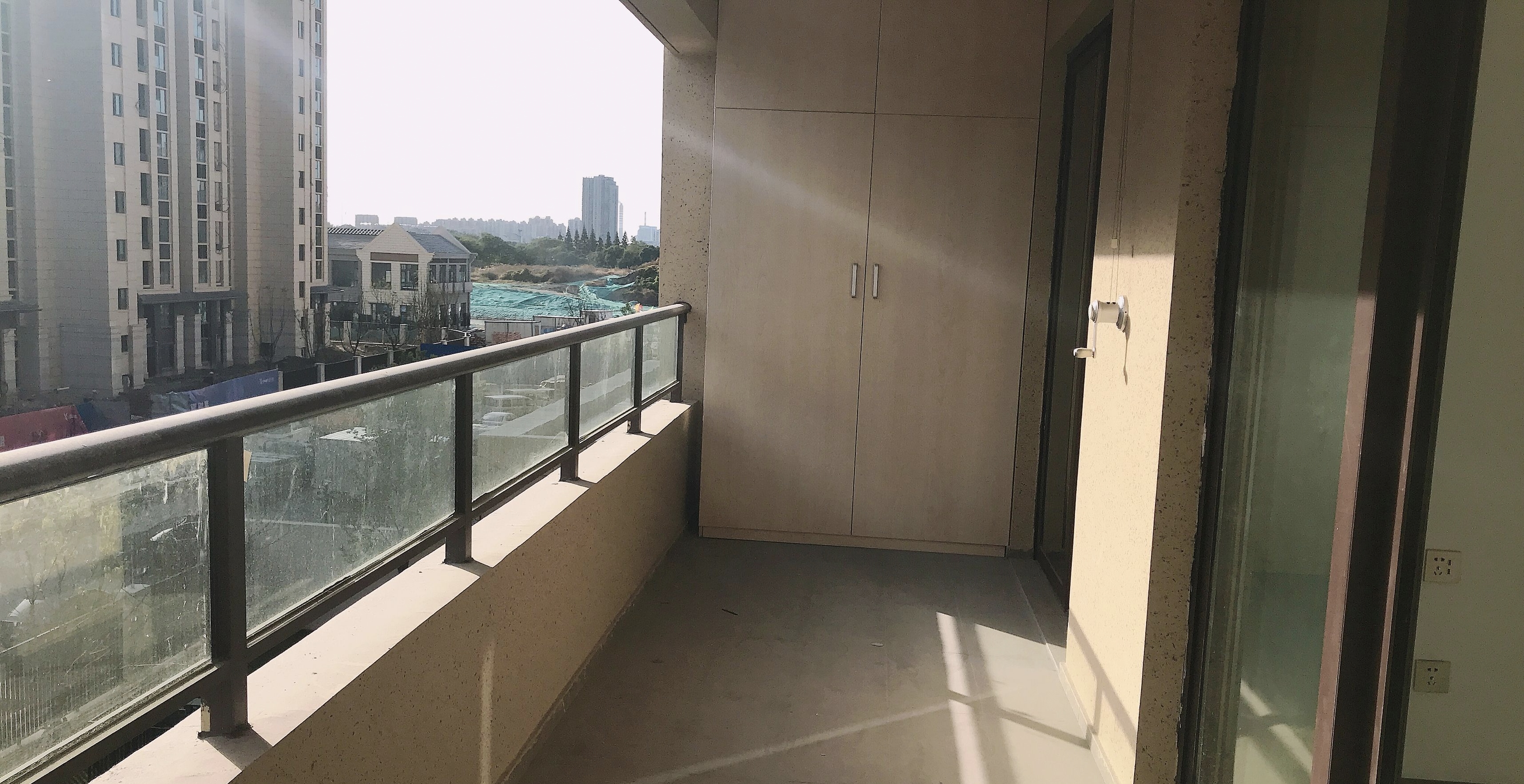 珑府 4室2厅2卫 144m&sup2;