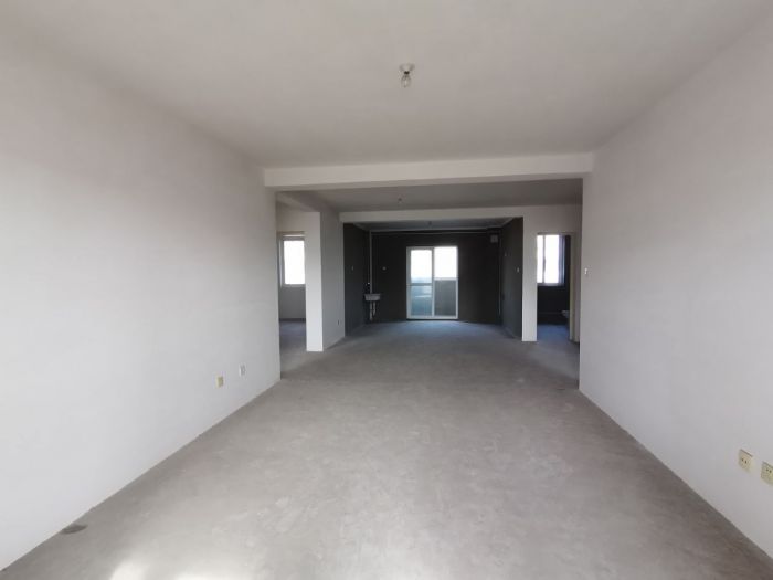 天山花苑 3室2厅1卫 134.09m²
