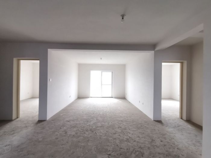 天山花苑 3室2厅1卫 134.09m&sup2;