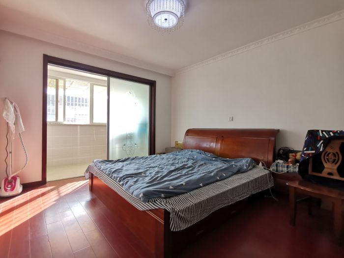 天山花苑 2室1厅1卫 80m&sup2;