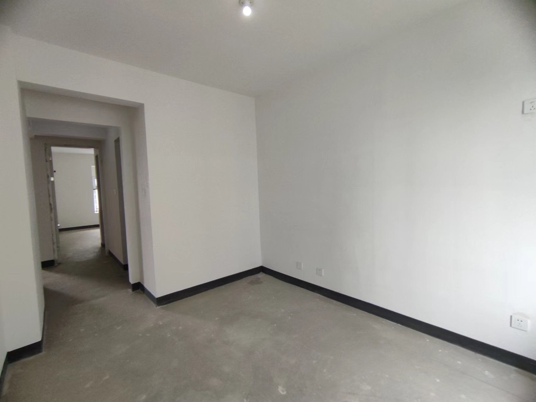南山国际社区 3室1厅1卫 103m&sup2;