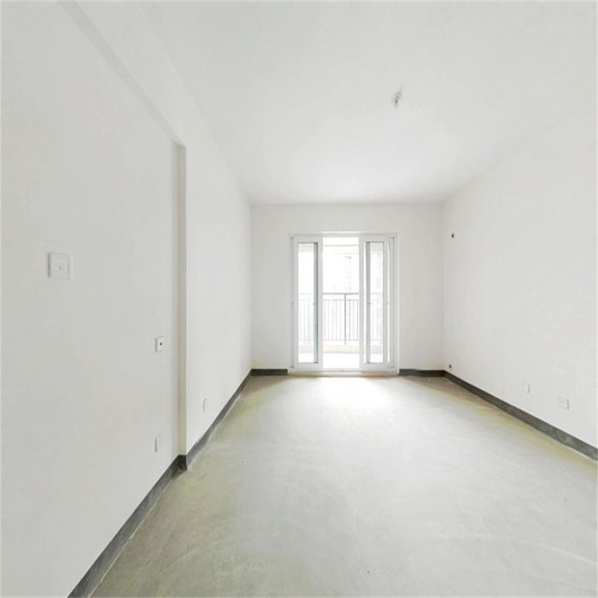 南山国际社区 3室2厅1卫 98.00m²