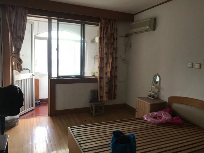 银花苑 2室1厅1卫 83m&sup2;