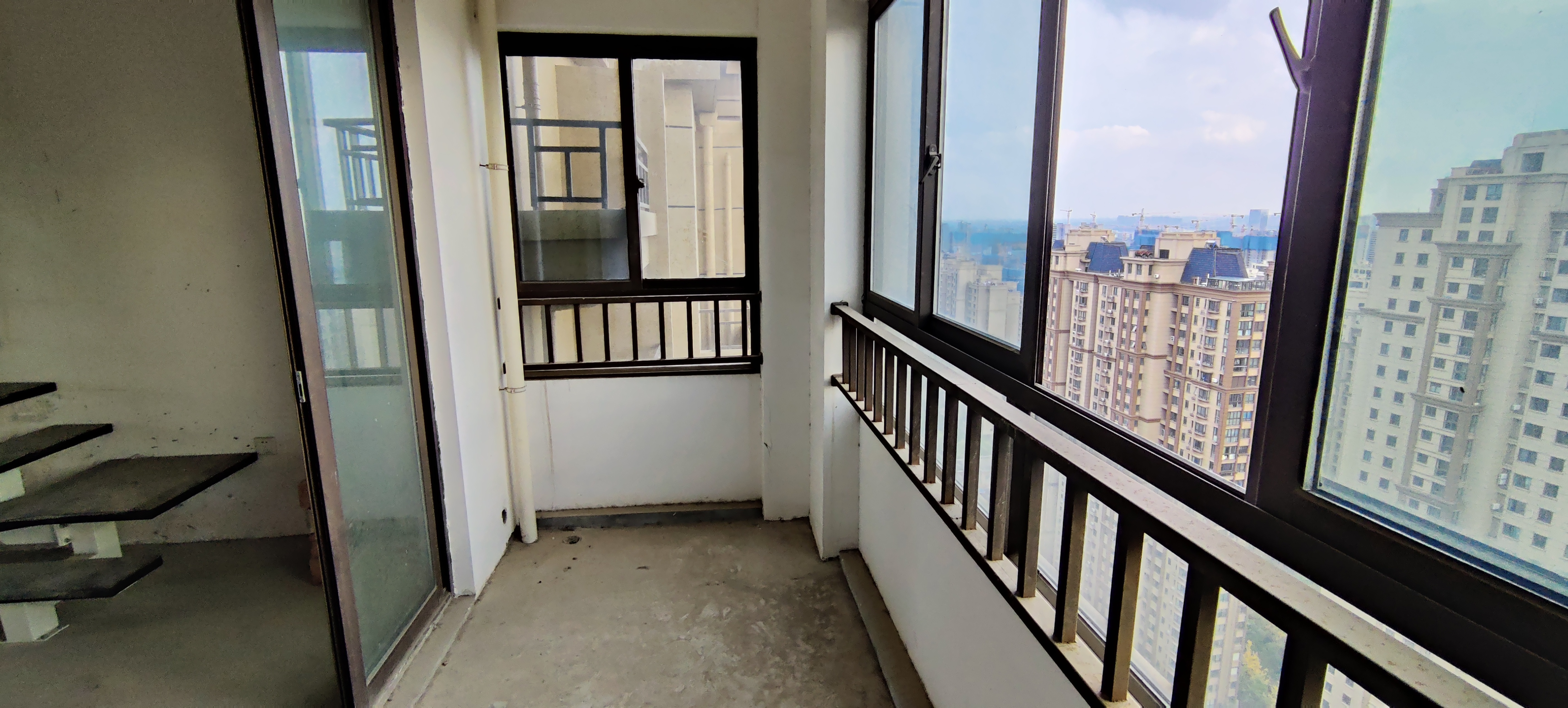 帝奥世伦名郡 4室2厅2卫 140m&sup2;