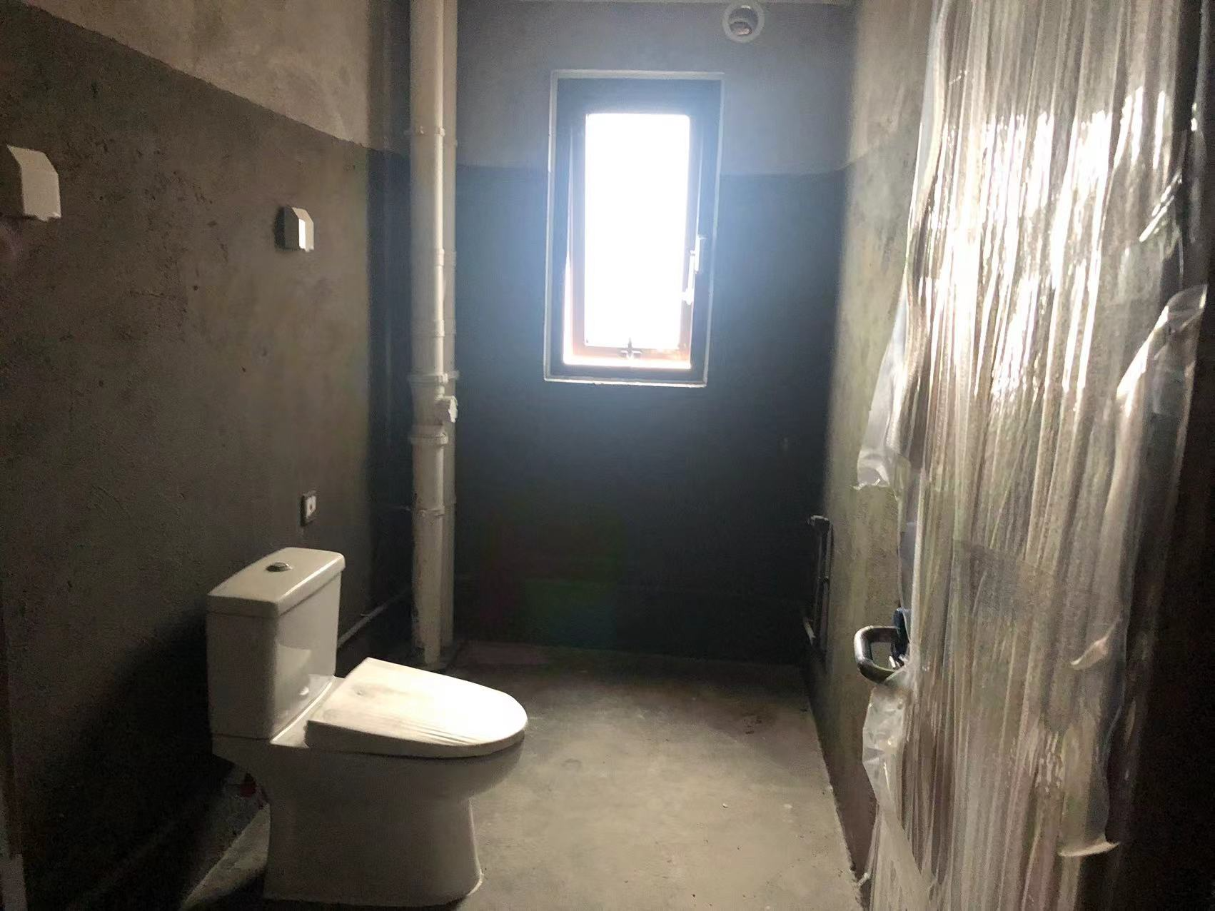 保利香槟国际 3室2厅2卫 114.00m&sup2;