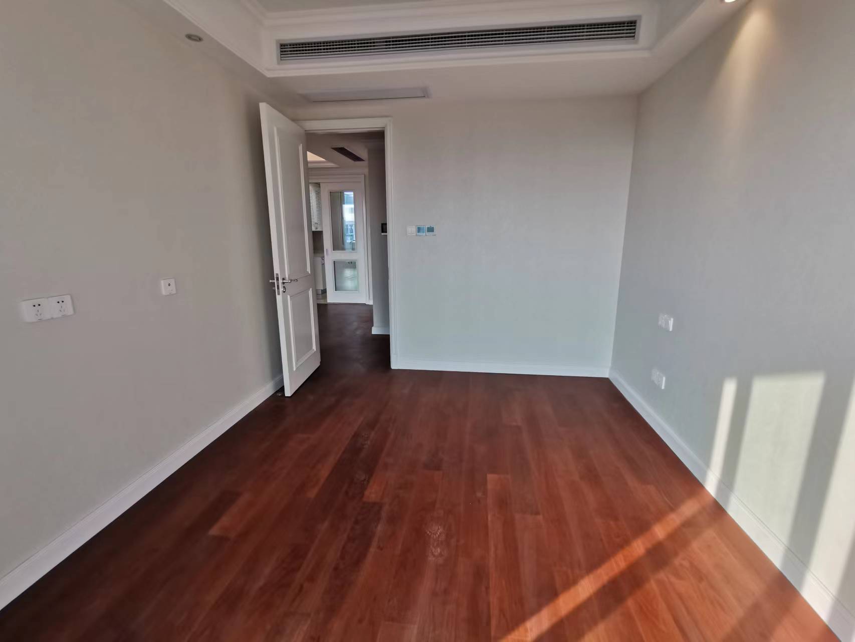 融创盛和九里桃源 3室2厅2卫 126m&sup2;