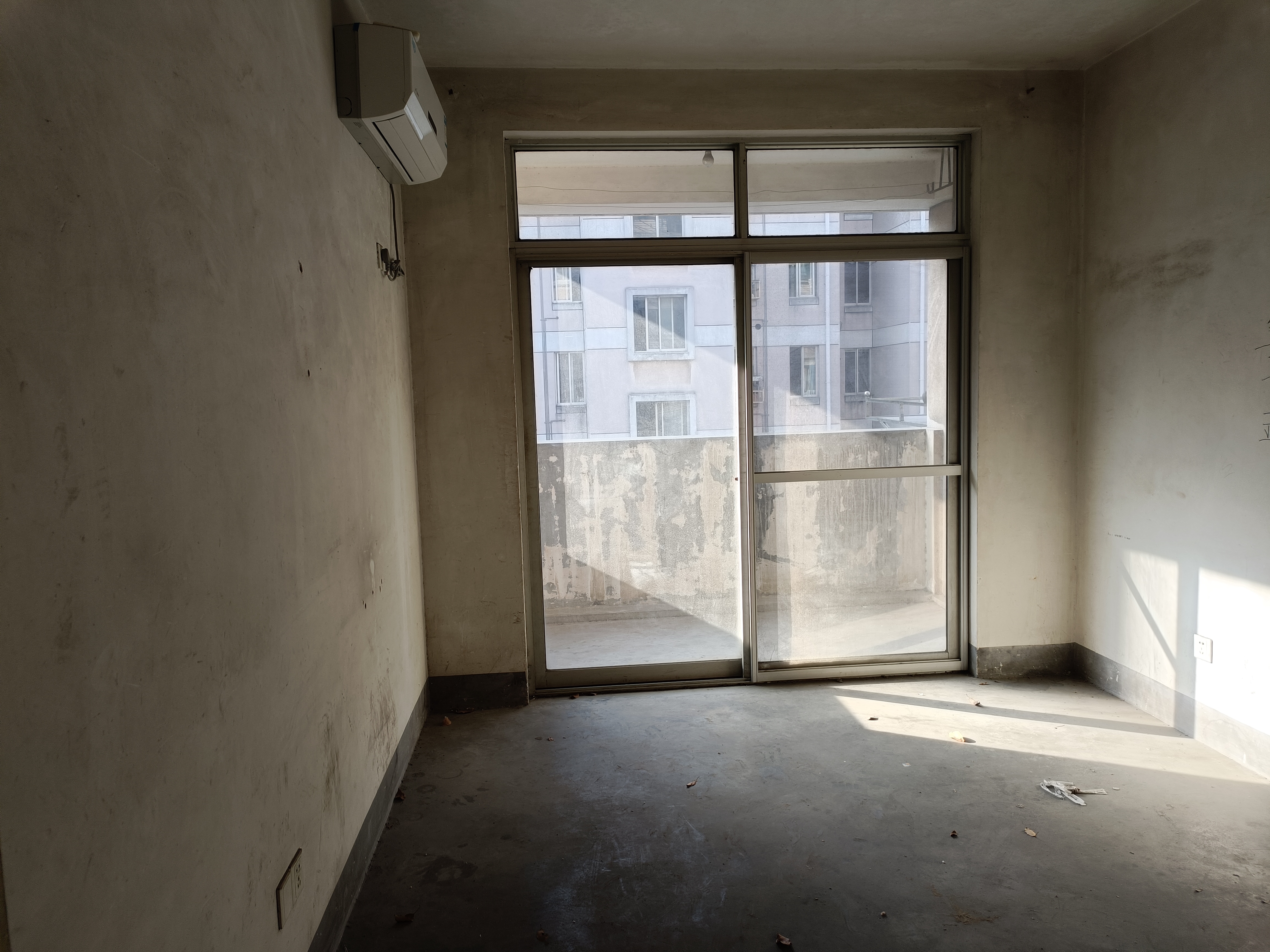 新开苑南区 1室1厅1卫 53m²