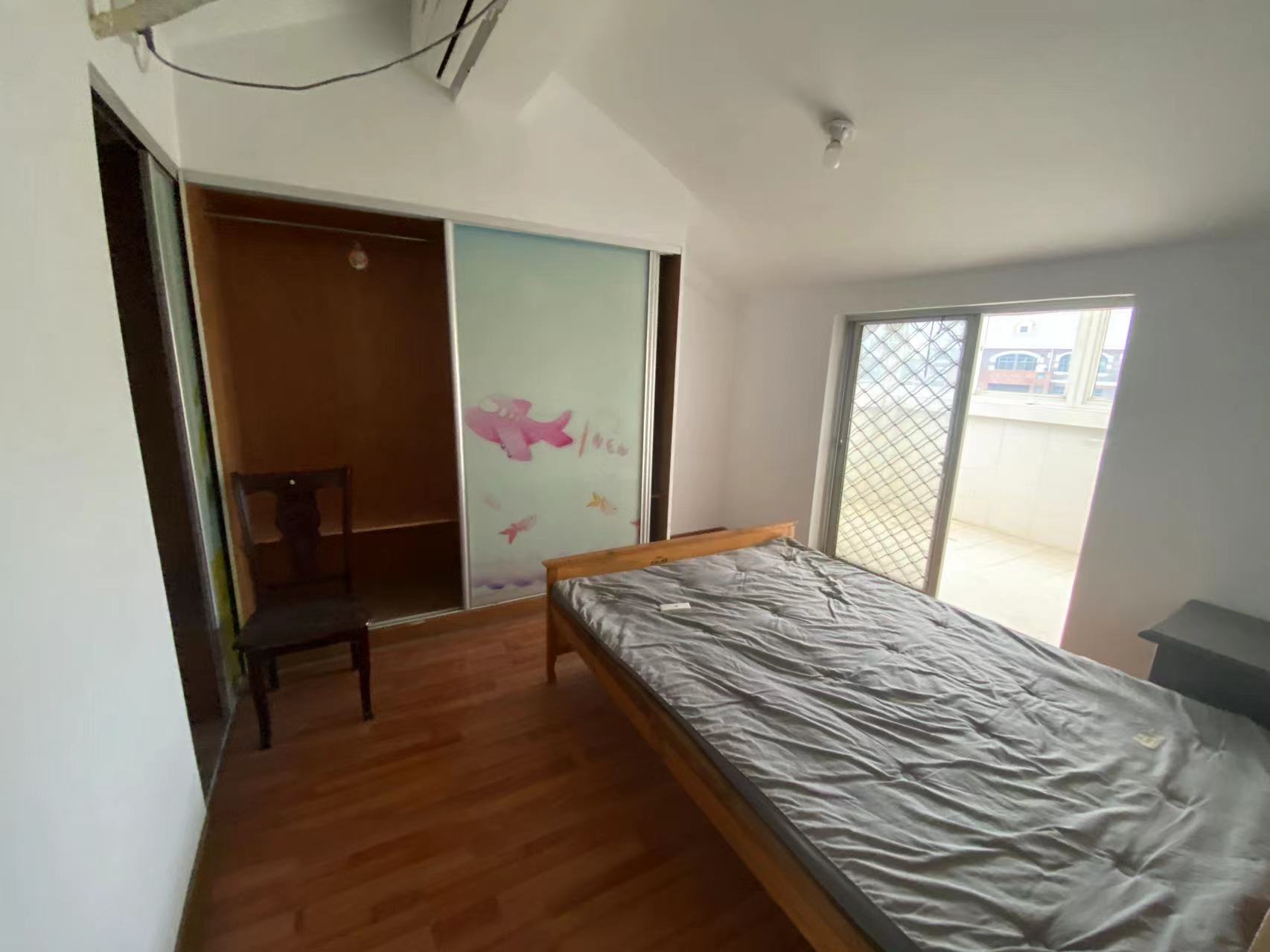 北濠桥东村 4室1厅2卫 140.00m&sup2;