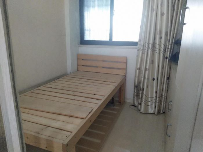 万通城 3室2厅1卫 92m&sup2;