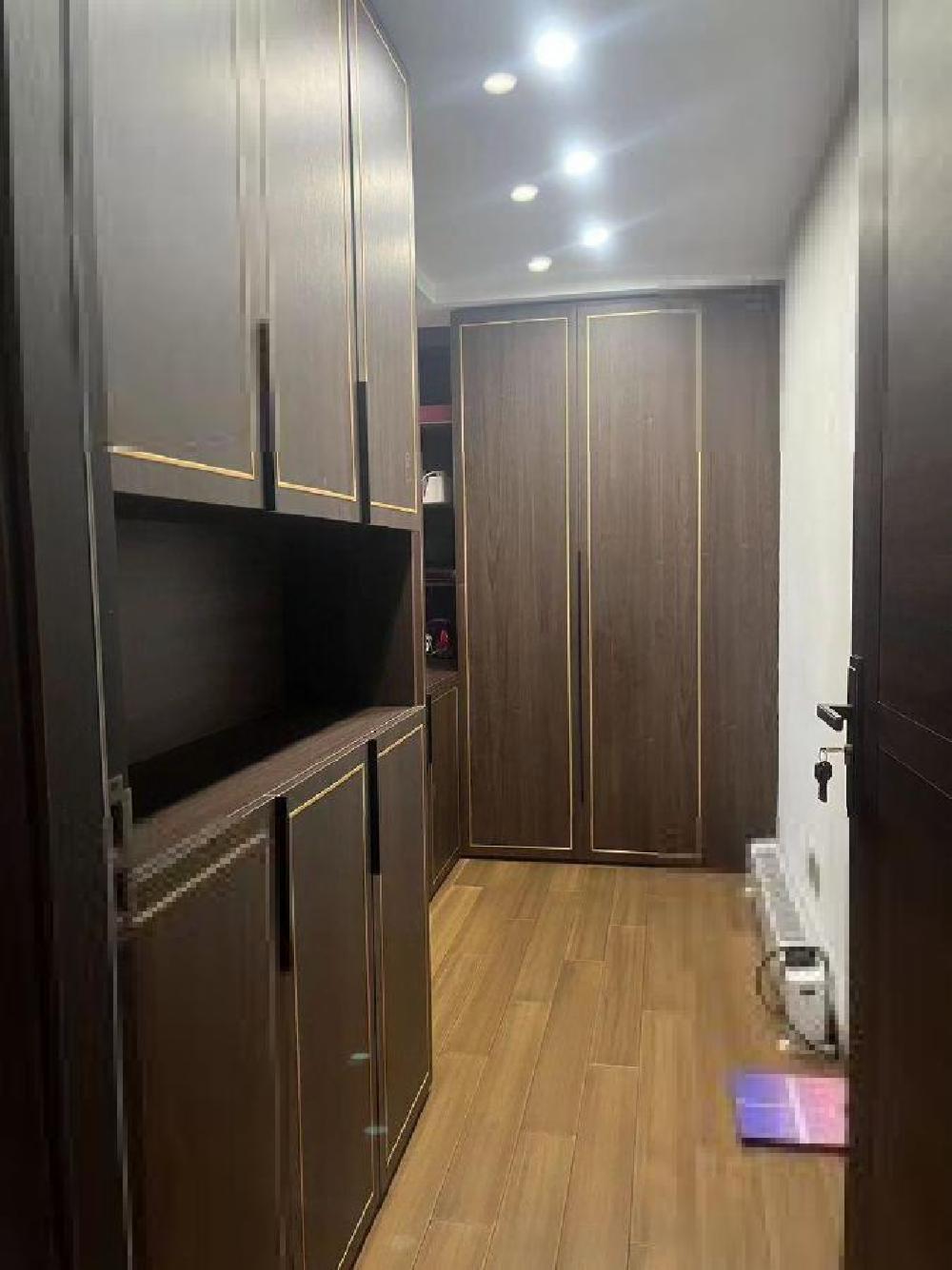 玖珑城 3室2厅2卫 163m&sup2;