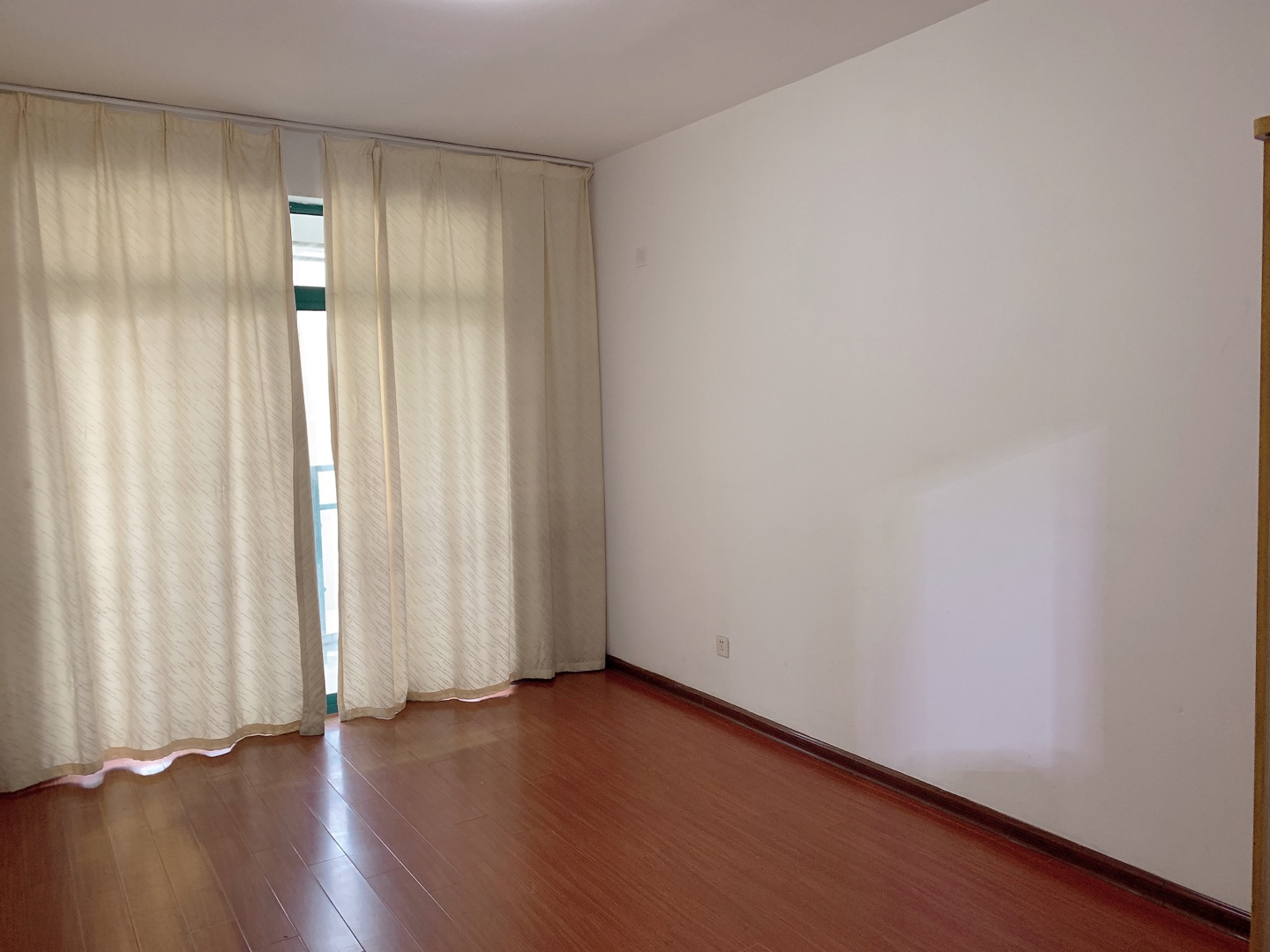 友谊家园 2室1厅1卫 93m&sup2;