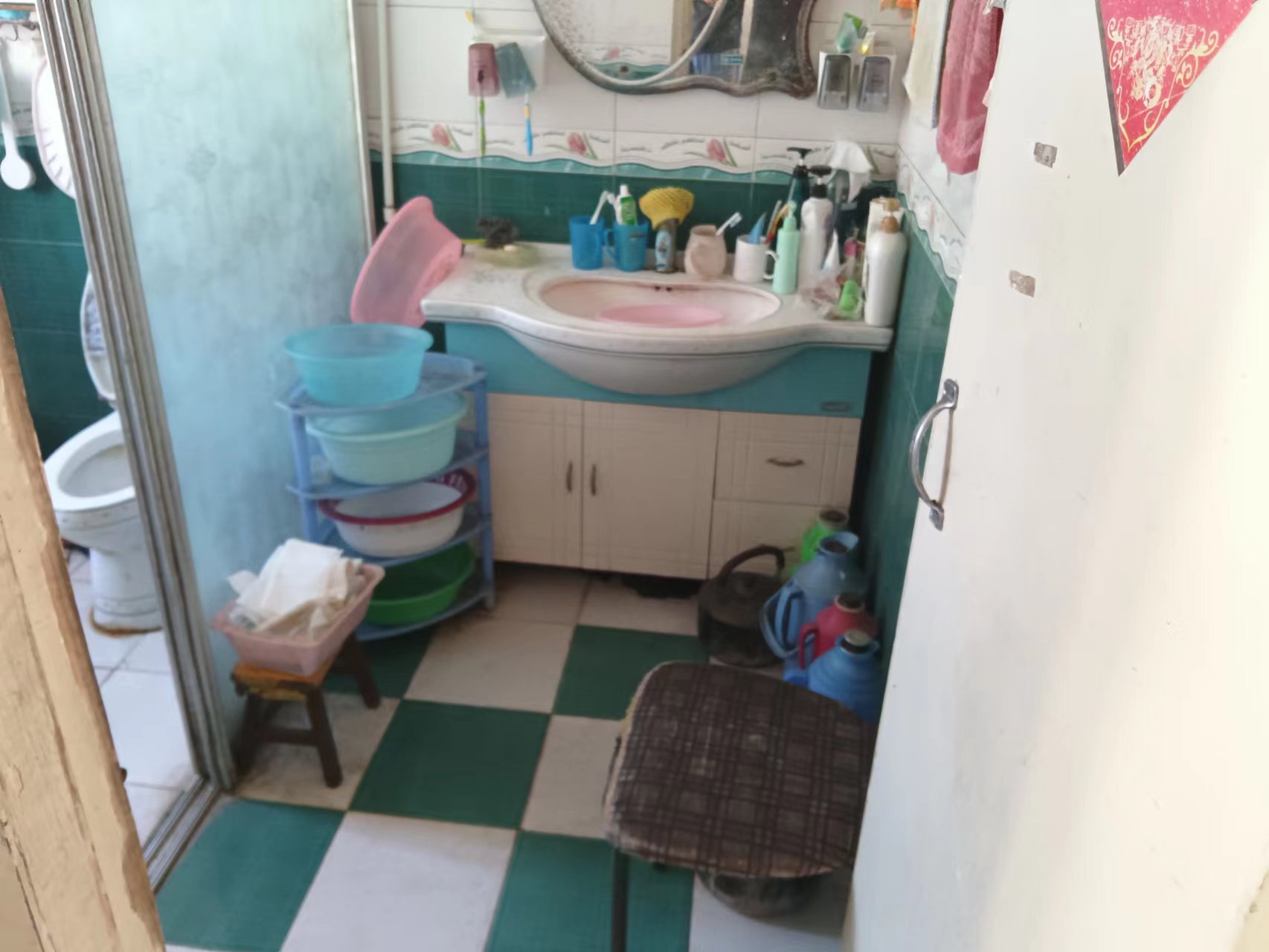 新开苑东区 6室2厅1卫 80.50m&sup2;