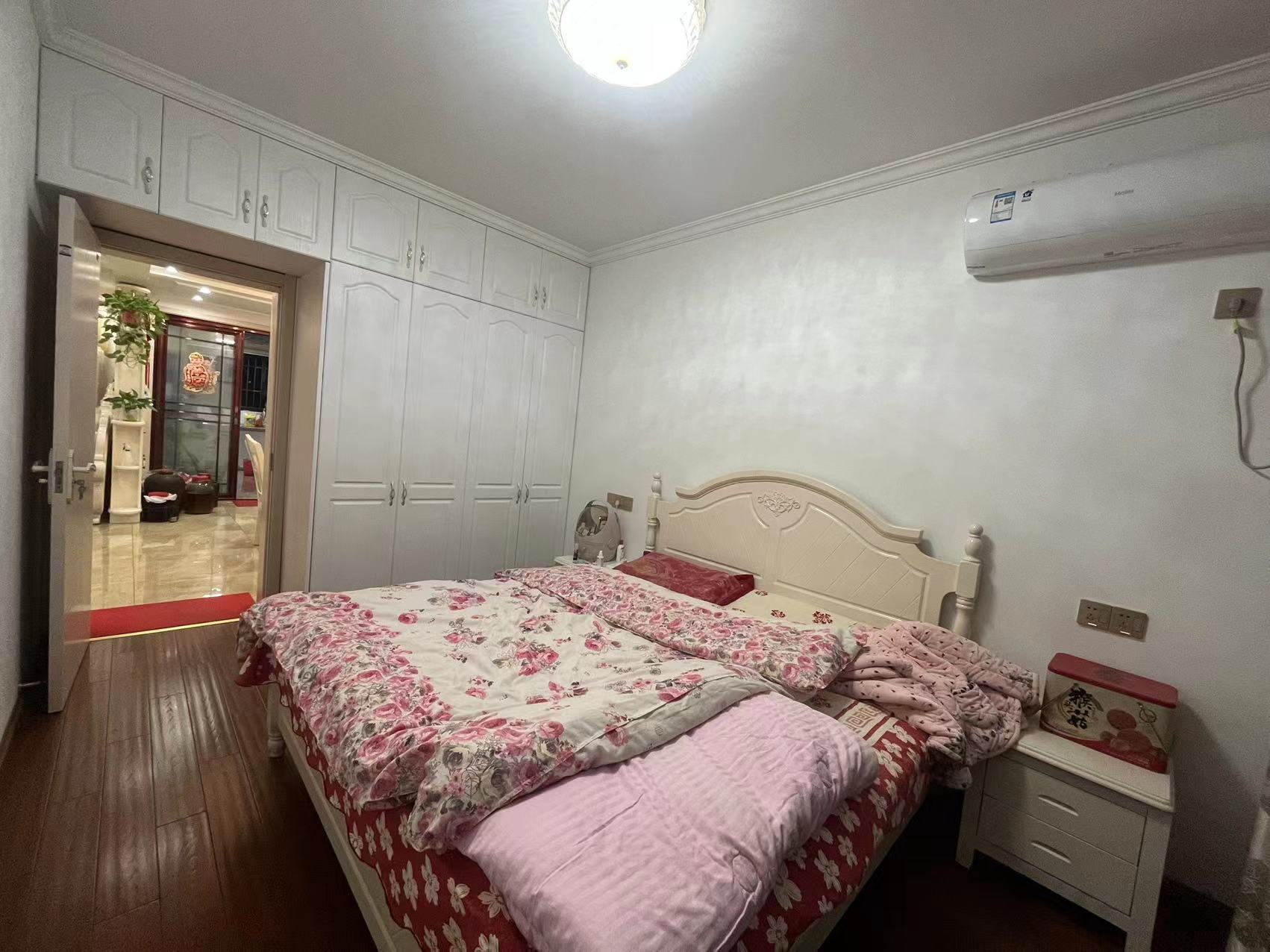星月花园 3室2厅1卫 138.00m&sup2;