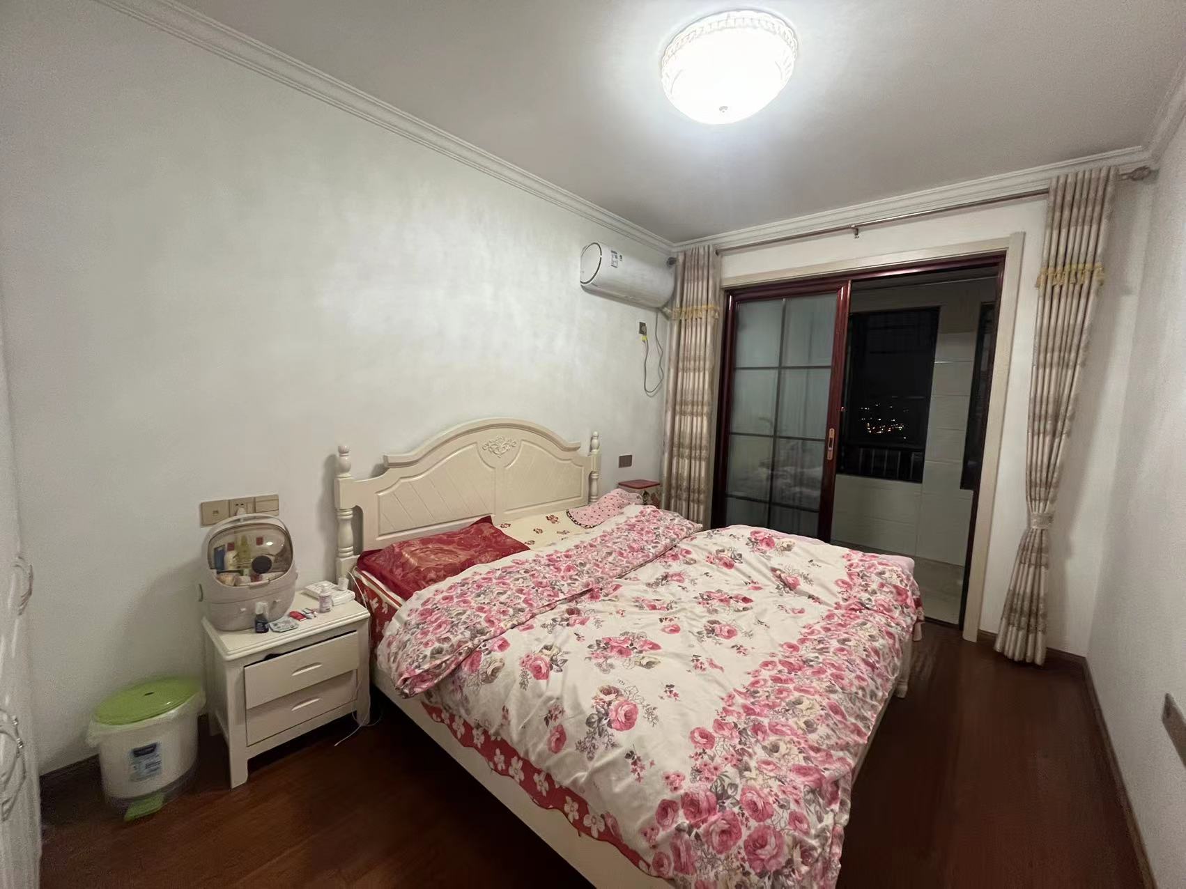 星月花园 3室2厅1卫 138.00m&sup2;