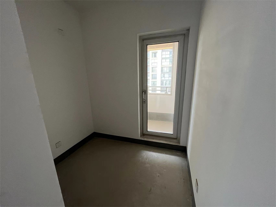 新城香溢紫郡 4室2厅2卫 138.00m&sup2;