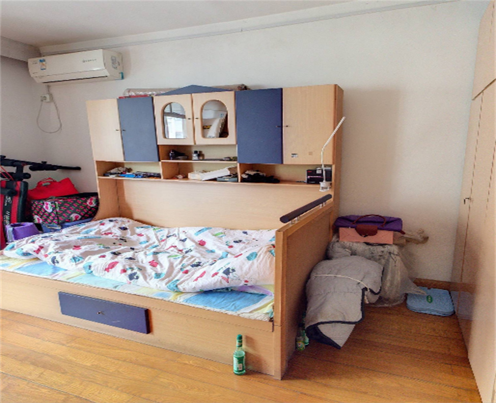 易家桥新村 2室1厅1卫 71m&sup2;