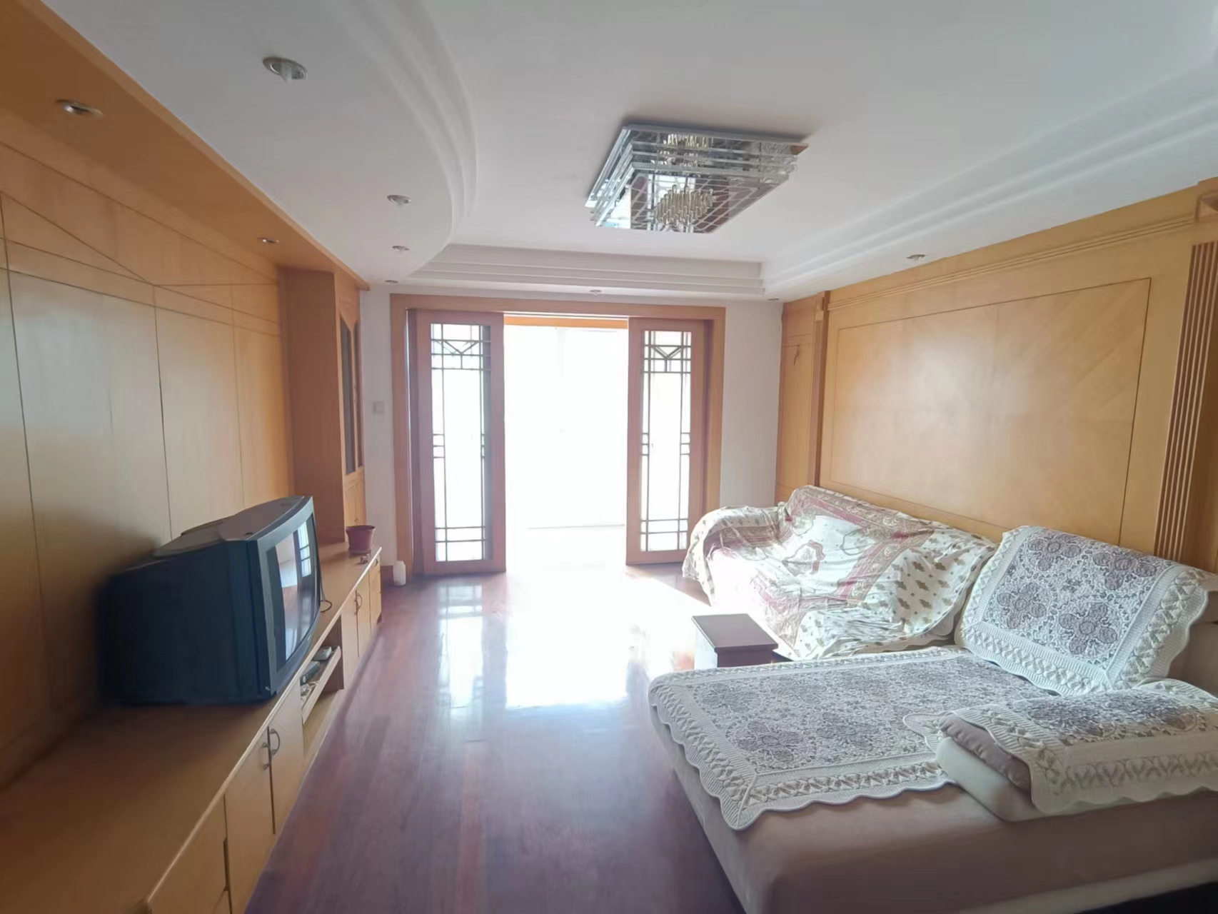 文峰北苑 3室2厅2卫 130m&sup2;