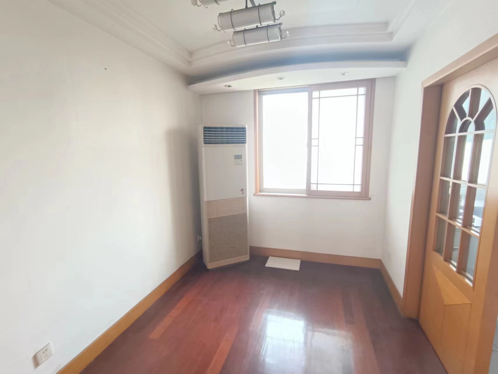 文峰北苑 3室2厅2卫 130m&sup2;