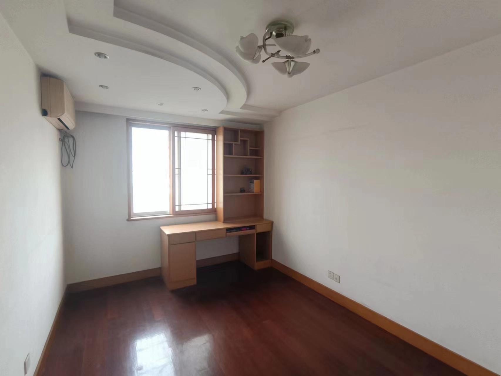 文峰北苑 3室2厅2卫 130m&sup2;